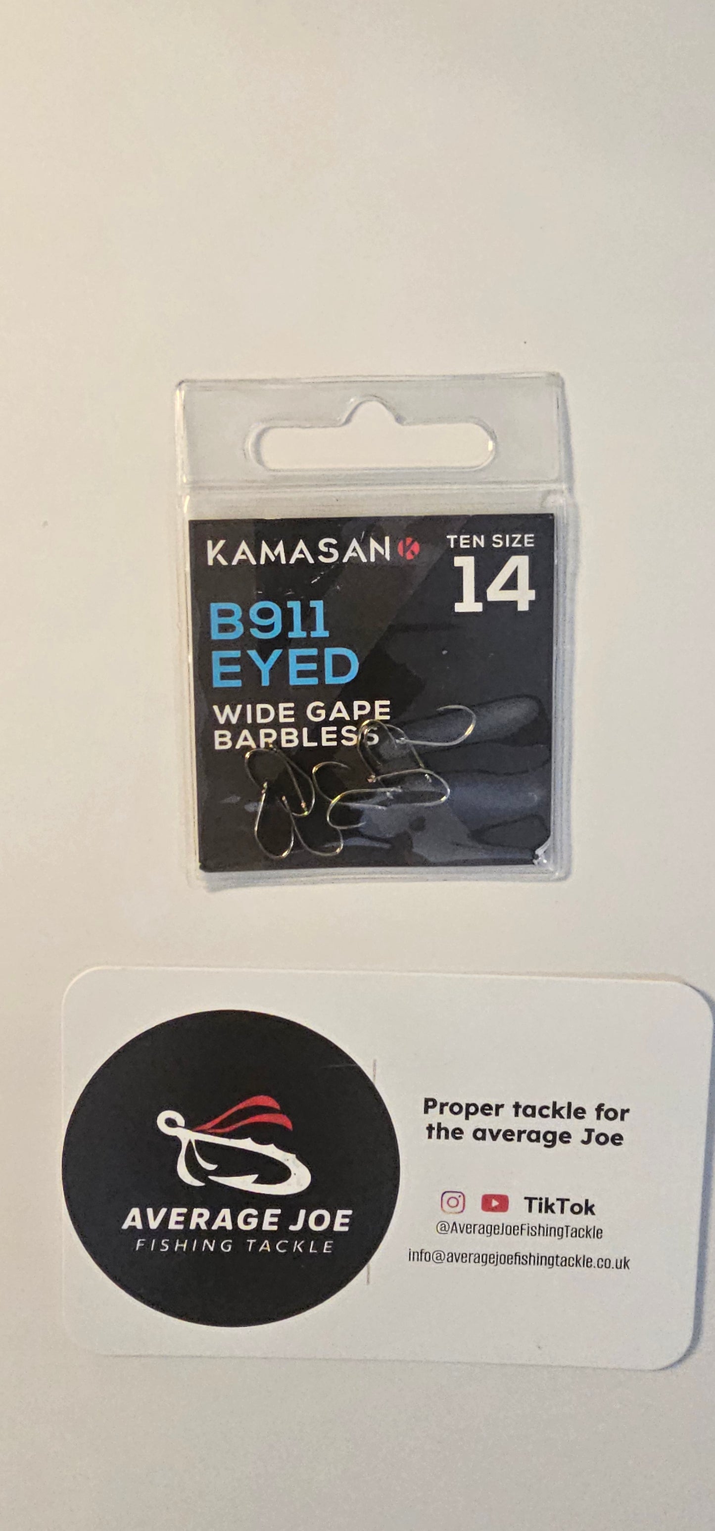 Kamasan size 14 B911 Eyed Hooks